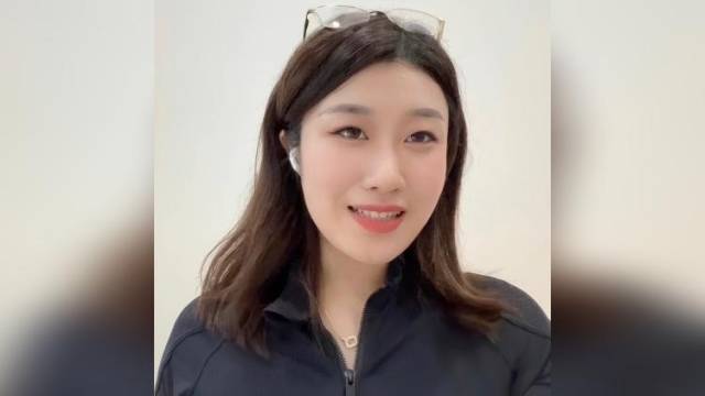 “高质量发展调研行”走进深圳!在“超充之城”体验便利生活