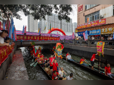 广州著名制衣村五月初二大场面,康乐摆370围龙舟饭应景