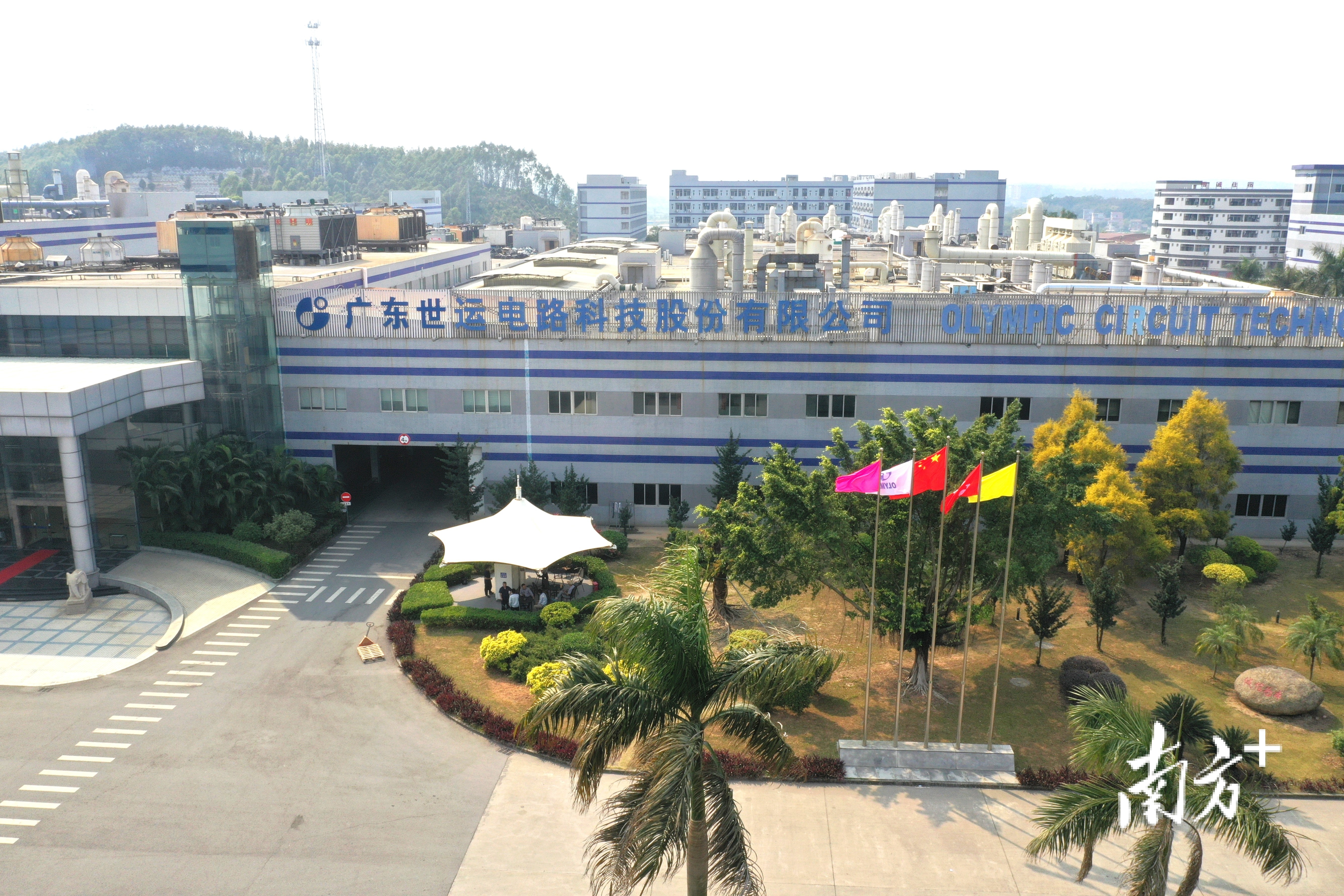 世运电路。 南方+记者 杨兴乐 摄