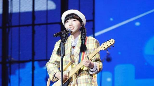 《一旧叉烧的独白》：哈吉他唱出粤语歌创作的快乐与坚持