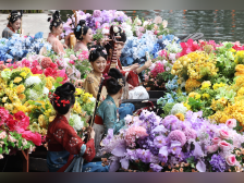 花漾荔湾，春满羊城！2025广州水上花市开市，饱和度很高