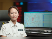 “广东好人”王兰兰:在电波中托举生命,摆渡人的90秒算法