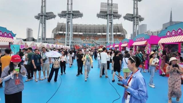 “6·6给‘荔’节——广东荔枝全球品鲜嘉年华”亮相海心沙