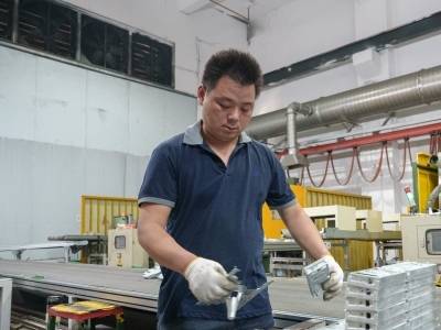 突围“低价内卷”，博罗这家门锁企业如何企稳“高端局”？