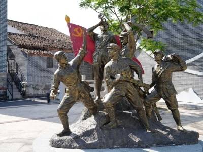 《营救飞虎》华南首映！东纵后代：“我父亲守护了美国飞行员20天”