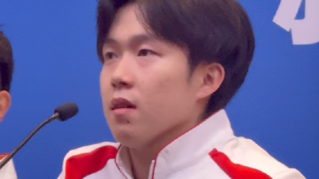 王楚钦谈十五运乒乓球男团获胜：实力平均，感谢队友给我解压