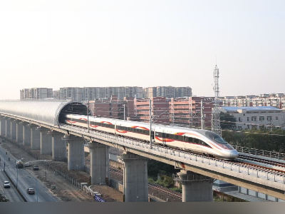 从“末梢”到“枢纽”：广湛高铁引领粤西迈入湾区同城时代