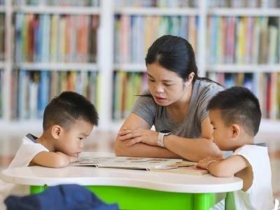 阅读：像一株植物在阳光里