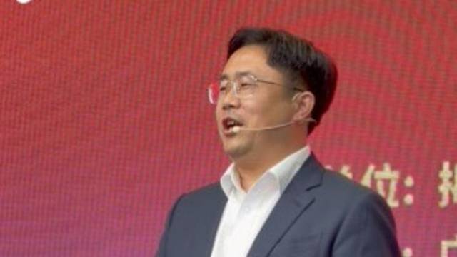 揭阳榕城区委书记现场带货！揭阳拖鞋是男人的兄弟女人的闺蜜