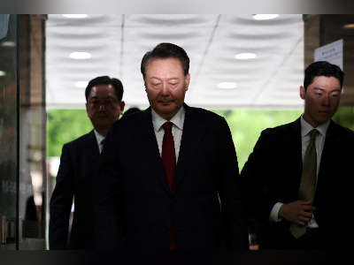 法院公布尹锡悦案量刑细节！反对者与支持者场外叫骂险酿冲突