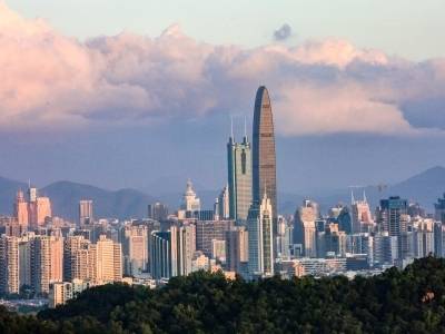 深圳市委副书记、市长覃伟中：加力促进制造业服务业双轮驱动融合发展