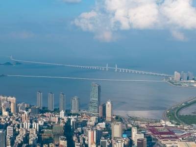 路相通、城相融、心相连，粤港澳大湾区世界级城市群加速崛起！｜“湾”象更新