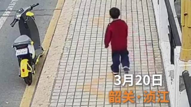 “警”急一小时！萌娃走失街头，执勤警员接力护航回家路