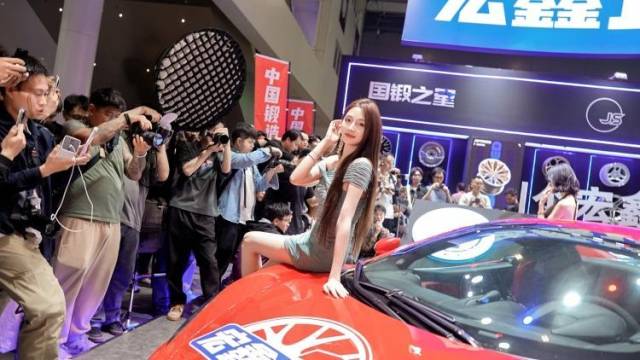 吴彦祖助阵！7000家全球产业链企业齐聚深圳改装车展