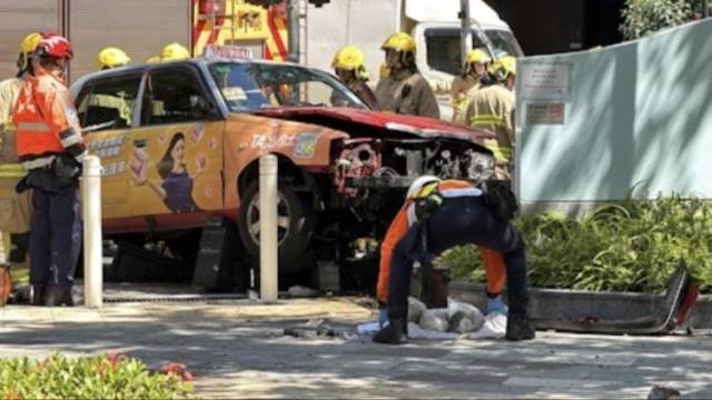 香港牛头角车祸1死4伤，死者双脚被撞断，怀疑的士刹车失灵
