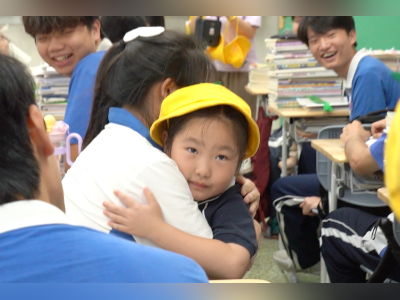 深圳幼儿园萌娃走进高三课堂，跨越学段暖心送上高考祝福
