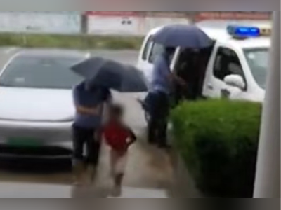 汕尾男童暴雨中报警求助,家里进水5人受困!已被安全转移