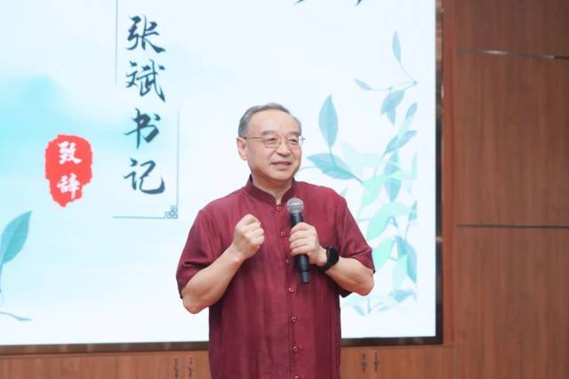 党委书记张斌