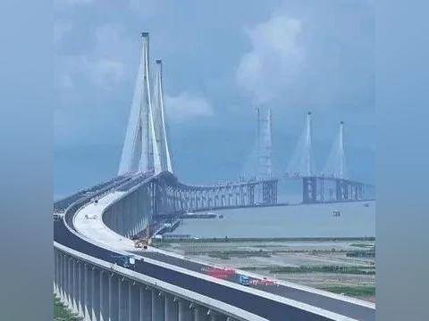 深中通道通车在即,大湾区这条跨海通道今天合龙!
