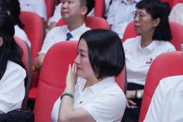 肖霜教授对此次活动颇有感触