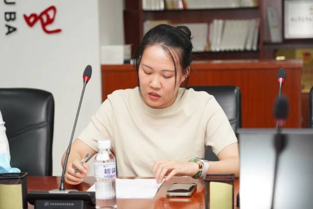 林桂梅发言