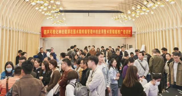 工作坊气氛热烈