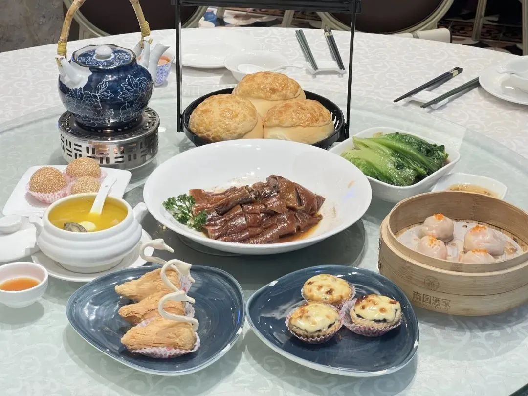 实名制的东北饭成打工人最新“穷饱饭”？广东人表示大排档都“唔执输”...