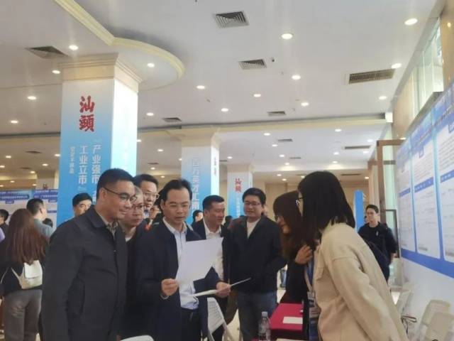 【百万英才汇南粤】潮阳区组织企事业单位参加“百万英才汇南粤”汕头市春季招聘会