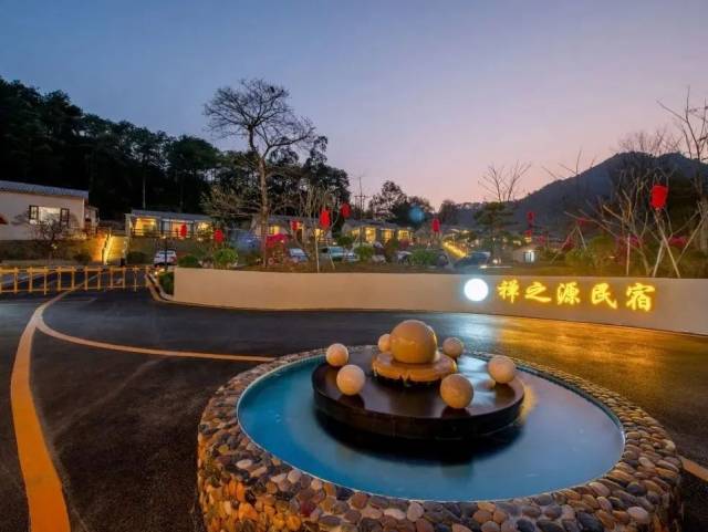 不想假期人挤人！这份“五一”四会“宅度假”指南请收好~