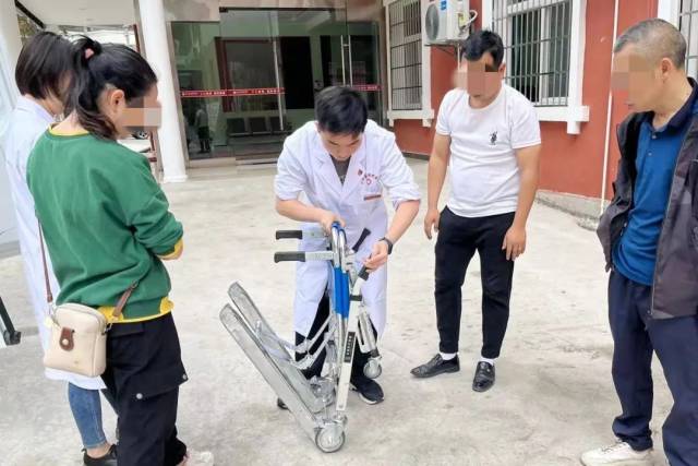 专利设计轮椅