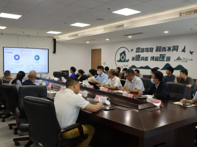 河源市卫生健康局袁华丽一行莅临暨大五院开展调研指导工作