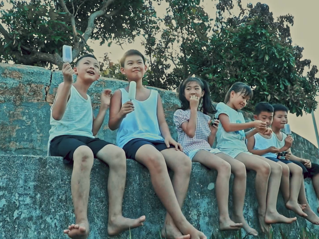 岭南童谣十周年经典作品展演 | 《小小萤火虫》