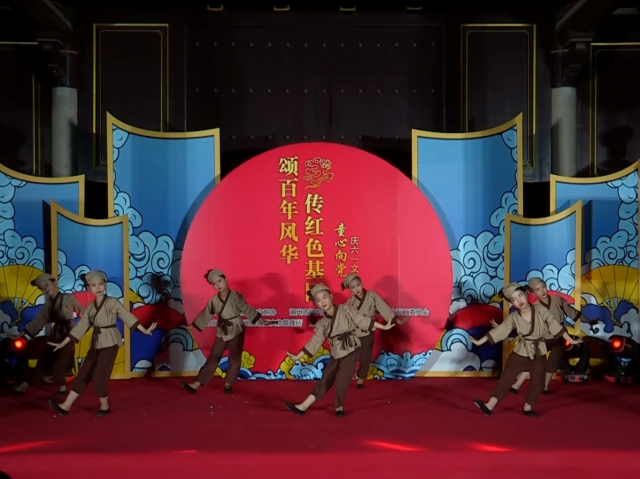 岭南童谣十周年经典作品展演 | 《门脚一丘田》