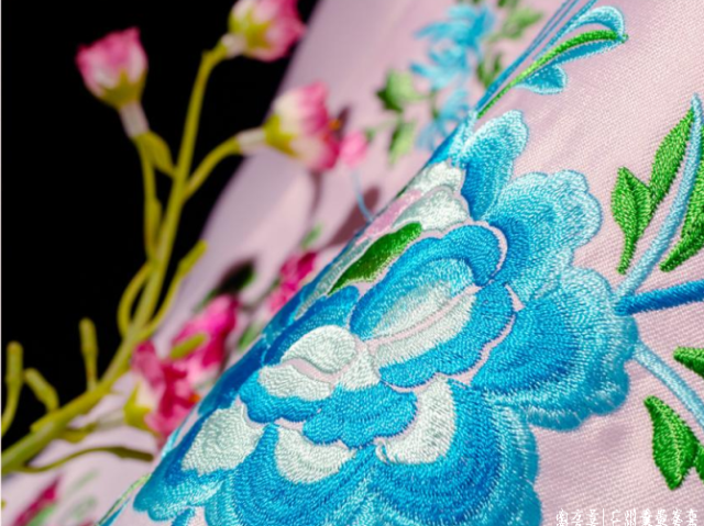 十五运会颁奖礼巧融粤绣+岭南名曲！番禺：我家也有“同款”