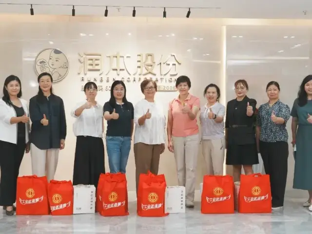 深化政企社联动 激发志愿服务新动能 ——广州市妇联、市总工会联合调研慰问一线巾帼志愿者