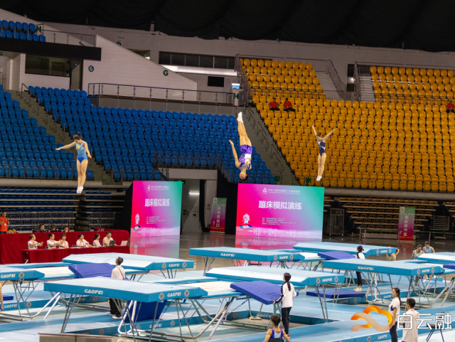 十五运会体操（蹦床）模拟演练团体决赛结束