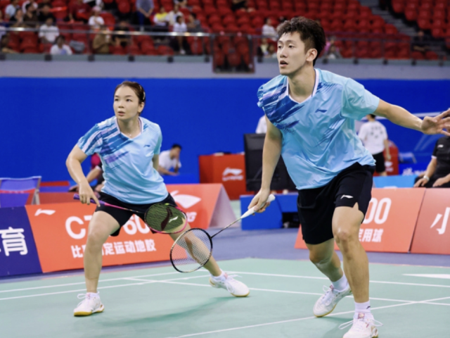陈清晨、梁伟铿领衔，广东队全项晋级十五运会羽毛球项目决赛阶段