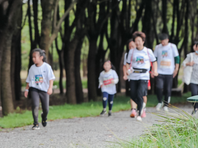 体力+脑力=双倍快乐！这场定向越野比赛等你来挑战→