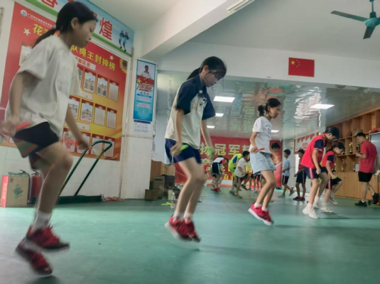 南粤体育宝藏 | 一根绳子跳出1000枚奖牌和52位世界冠军