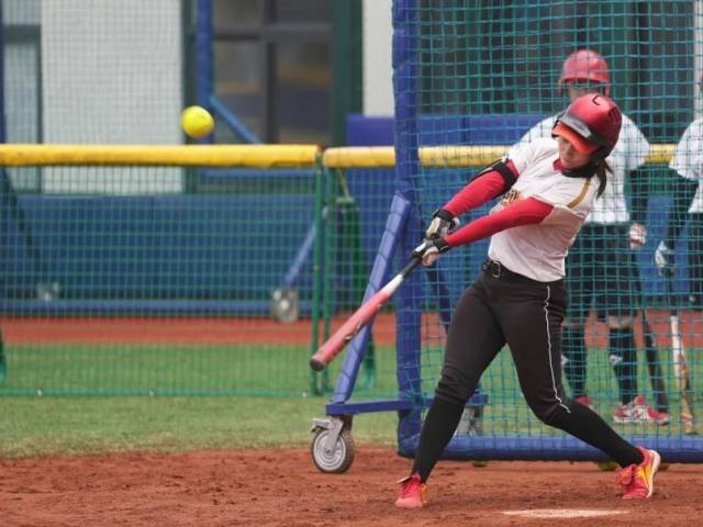 冲刺“十五运” | 广东垒球队积极备战，争创辉煌