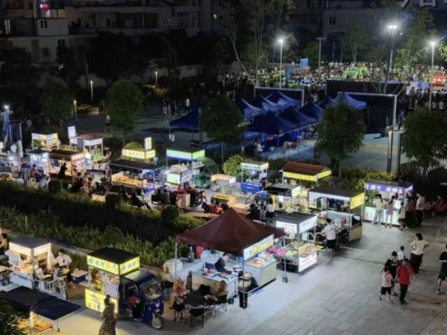 粤来粤好百千万｜有一种“烟火气” 叫林头“夜经济”