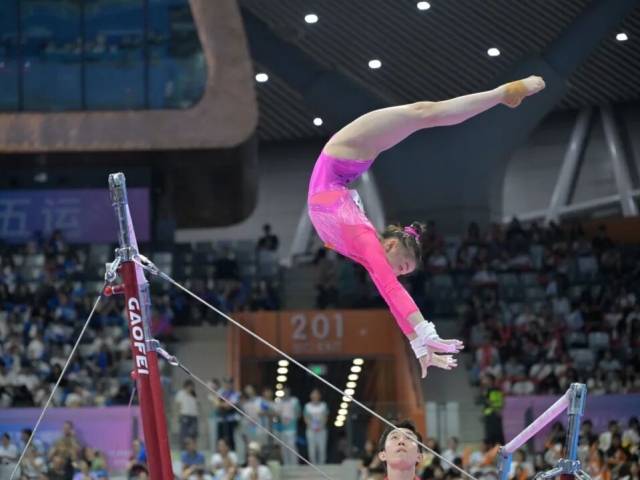 十五运会“三金”得主柯沁沁：汗水浇灌夺金路，苦练内功淬锋芒