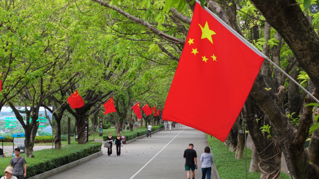 最美“中国红”！番禺国庆氛围已拉满