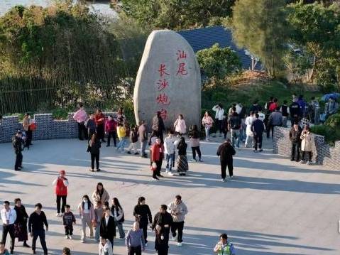 古炮台+咖啡,汕尾城区长沙村这波文旅“混搭”咋火了?