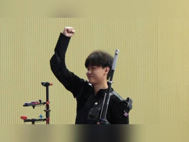 奥运冠军刘宇坤全运会摘金：我的目标就是破纪录