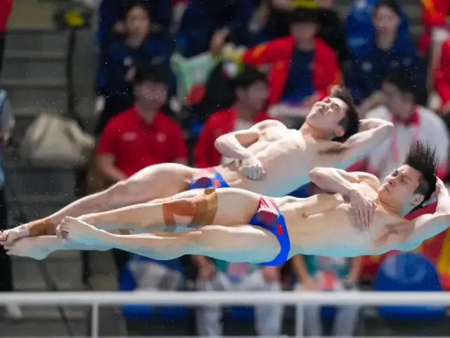 陈艾森、黄博文、胡宇康助广东队实现跳水男团八连冠