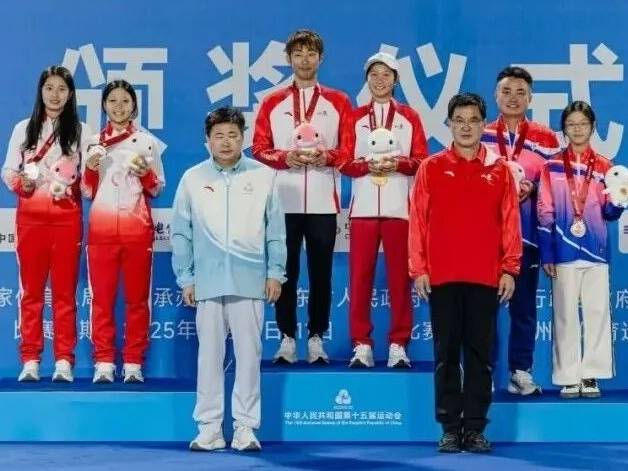 朱沅铃全运会夺银！继续锁定广宁健儿陈金富征战四人皮艇