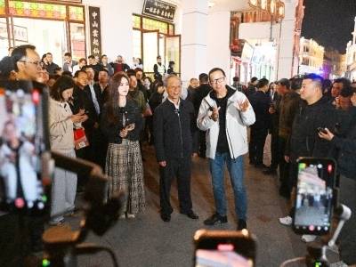 推介广货，市委书记联动“大V”出战