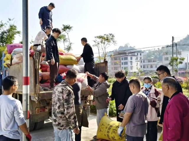 广货行天下 | 云浮罗定加益镇多元开发农特产品助农增收