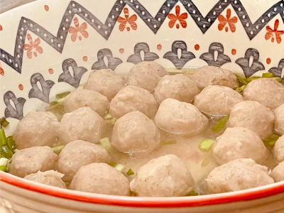 去龙门平陵，吃一颗有故事的百年肉丸